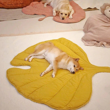Pet sleeping pad